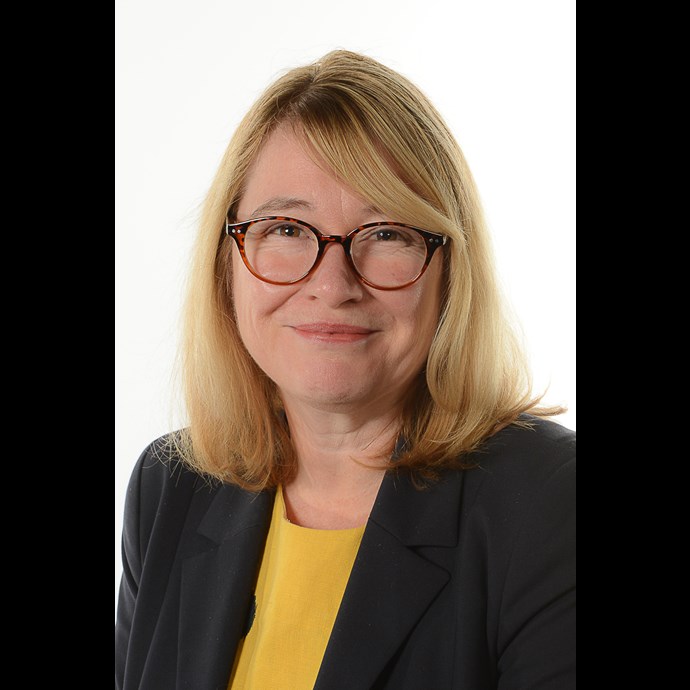 Sue Elliott Sue Elliott profile picture