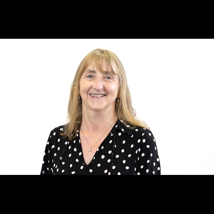 Joanne Barker Joanne Barker profile picture