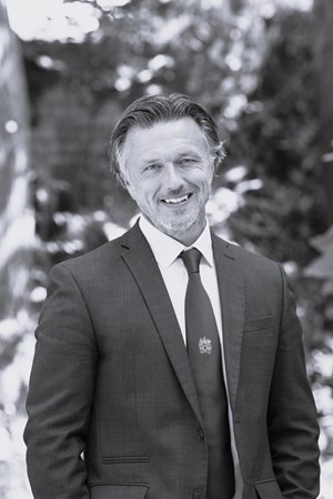 James Lee. Tila Governor Photo